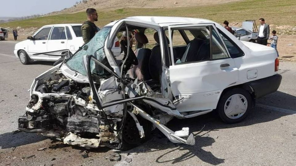 تصادف زنجیره ای درآزاد راه شیراز -اصفهان قربان گرفت