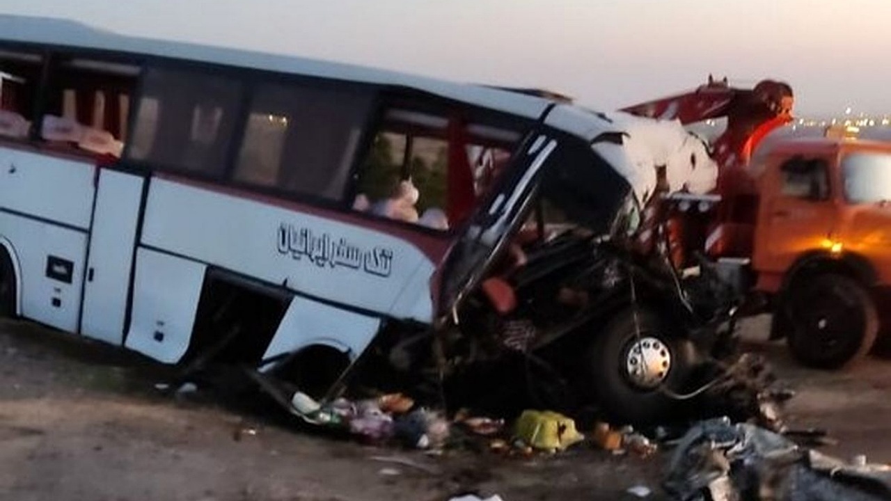 یک کشته و ۲ مصدوم در حادثه جاده شیراز – سروستان