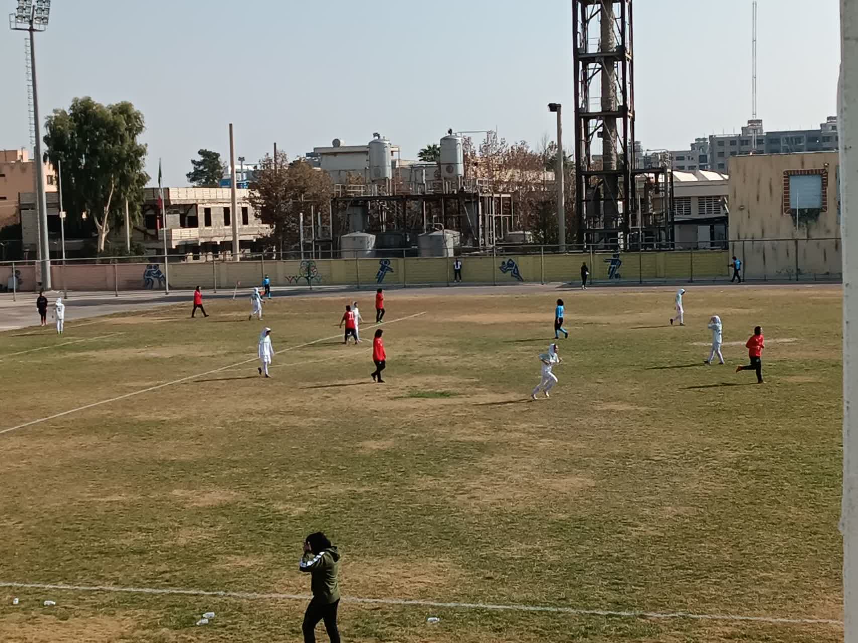 اعتراض شیرازی‌ها به نحوه قضاوت در لیگ دسته اول فوتبال بانوان
