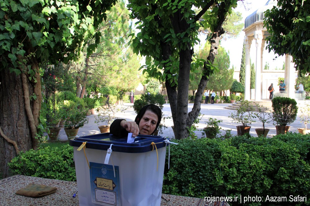برگزاری انتخابات در جوار آرامگاه حافظ و سعدی دستاورد جدید و نو آورانه فرهنگی در کشور بود